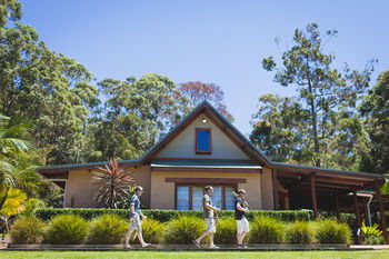 Bawley Bush Retreat And Cottages - Holiday Cairns 6