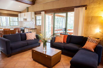 Bawley Bush Retreat And Cottages - Holiday Cairns 34