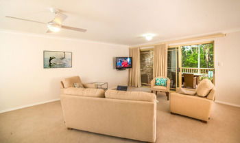 Birchgrove Apartments - Holiday Cairns 30