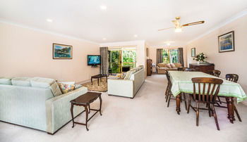 Birchgrove Apartments - Holiday Cairns 31