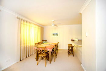 Birchgrove Apartments - Holiday Cairns 33