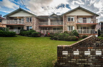 Birchgrove Apartments - Holiday Cairns 34
