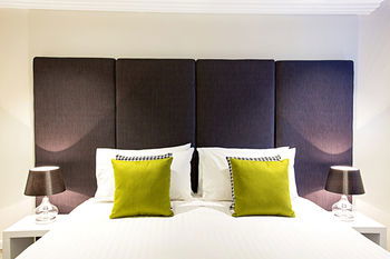 Astina Serviced Apartments - Parkside - Holiday Cairns 2