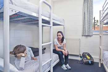 Melbourne Metro YHA - Hostel - Holiday Cairns 9