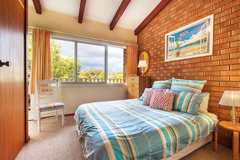 Mollymook Beach Units - Holiday Cairns 6