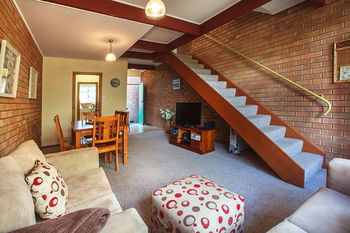 Mollymook Beach Units - Holiday Cairns 16