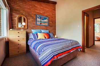 Mollymook Beach Units - Holiday Cairns 19