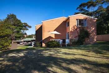 Mollymook Beach Units - Holiday Cairns 24