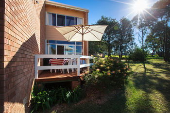Mollymook Beach Units - Holiday Cairns 25