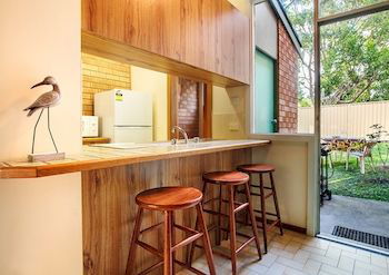 Mollymook Beach Units - Holiday Cairns 31