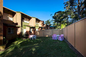 Mollymook Beach Units - Holiday Cairns 32