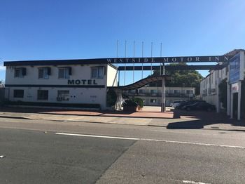 Westside Motor Inn - Holiday Cairns 1