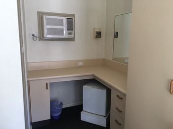 Westside Motor Inn - Holiday Cairns 3