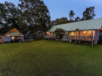 Vineyard Hill - Holiday Cairns 8