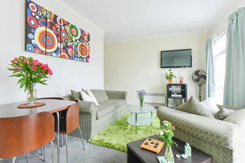 Anchor On Flinders Prime - Holiday Cairns 1