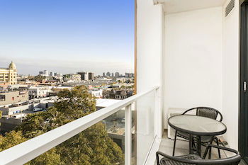 Amazing Accommodations South Yarra - Holiday Cairns 10