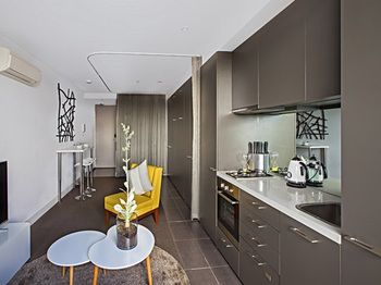 Amazing Accommodations South Yarra - Holiday Cairns 29