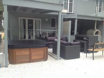 Huskisson Beach Bed And Breakfast - Holiday Cairns 8