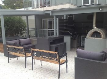 Huskisson Beach Bed And Breakfast - Holiday Cairns 10