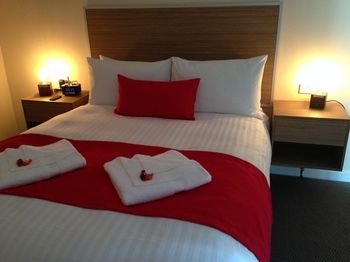 Huskisson Beach Bed And Breakfast - Holiday Cairns 16