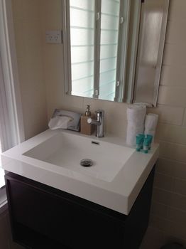Huskisson Beach Bed And Breakfast - Holiday Cairns 22