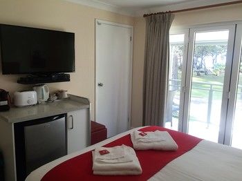 Huskisson Beach Bed And Breakfast - Holiday Cairns 42
