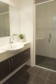 Mollymook Beachfront Executive Apartment - Holiday Cairns 4