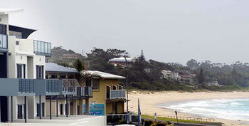 Mollymook Beachfront Executive Apartment - Holiday Cairns 10