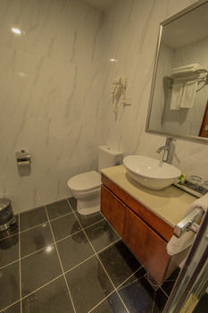 Megaboom City Hotel - Holiday Cairns 42