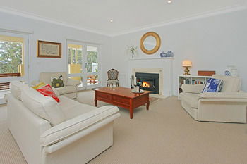 The Ridge Retreat At Mollymook - Holiday Cairns 4