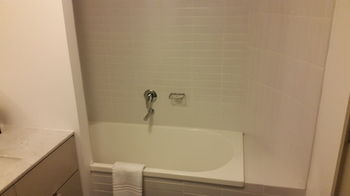 Apartment View Docklands Melbourne - Holiday Cairns 4