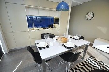 Cremorne 3 Win Furnished Apartment - Holiday Cairns 6