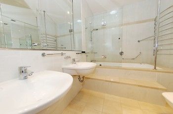Neutral Bay 46 Young Furnished Apartment - Holiday Cairns 0