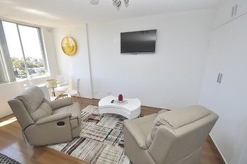 Neutral Bay 603 Way Furnished Apartment - Holiday Cairns 4