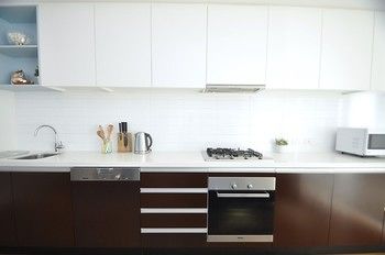 Neutral Bay 4 Young Furnished Apartment - Holiday Cairns 5