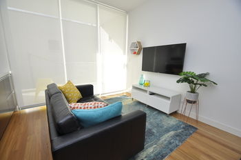 Neutral Bay 4 Young Furnished Apartment - Holiday Cairns 16