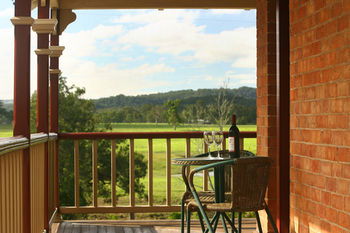 CBC Bed & Breakfast & Cafe - Holiday Cairns 9