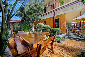 CBC Bed & Breakfast & Cafe - Holiday Cairns 27