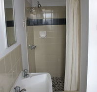 Hotel Beach House Nambour - Holiday Cairns