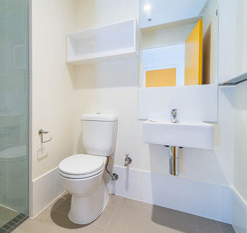 Student Village Melbourne - Holiday Cairns 0