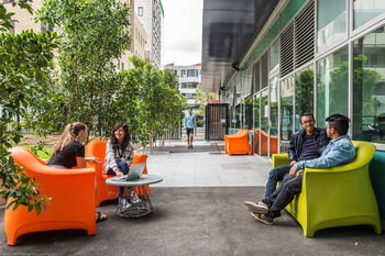 Student Village Melbourne - Holiday Cairns 2
