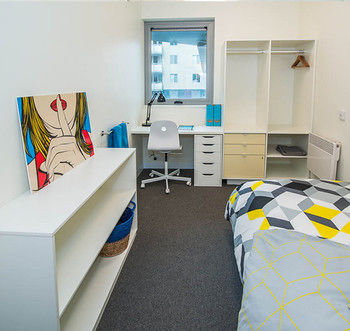 Student Village Melbourne - Holiday Cairns 5