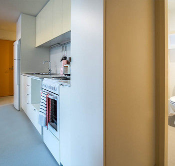 Student Village Melbourne - Holiday Cairns 10