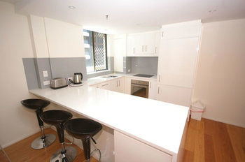 Sydney CBD 16 Mkt Furnished Apartment - Holiday Cairns 6