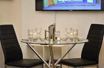 Sydney CBD 503 Brg Furnished Apartment - Holiday Cairns 4