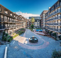 RMIT Village - Holiday Cairns