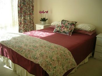 Australian Home Away At East Doncaster - Holiday Cairns 6
