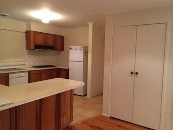 Australian Home Away At East Doncaster - Holiday Cairns 10