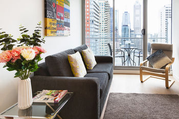 AKOM Melbourne - Holiday Cairns 3