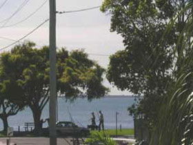 A Pine Cottage - Holiday Cairns 3